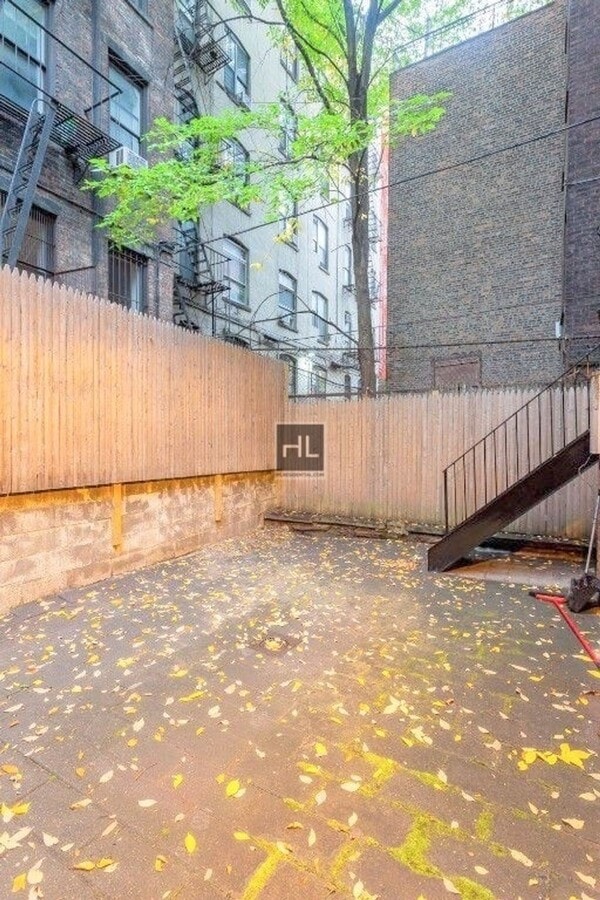 Photo - E 10TH ST. Unit 1E