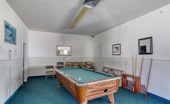 Photo - 840 Center Ave