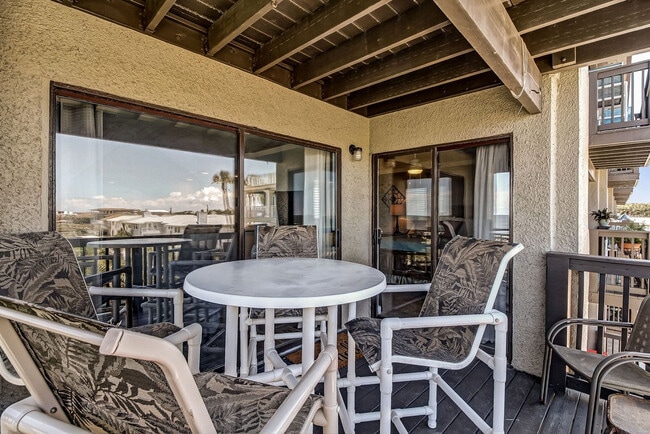 Building Photo - 3056 S Fletcher Ave Unit ID1248258P Rental