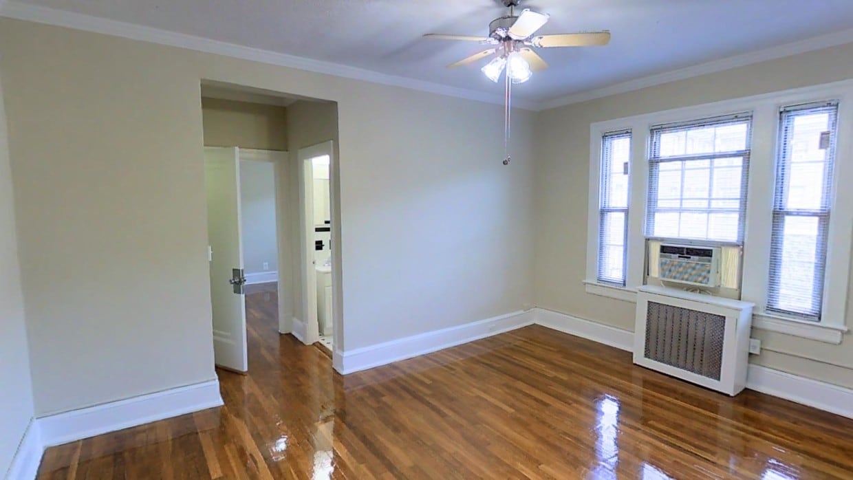 Photo - Kew Gardens Apartments