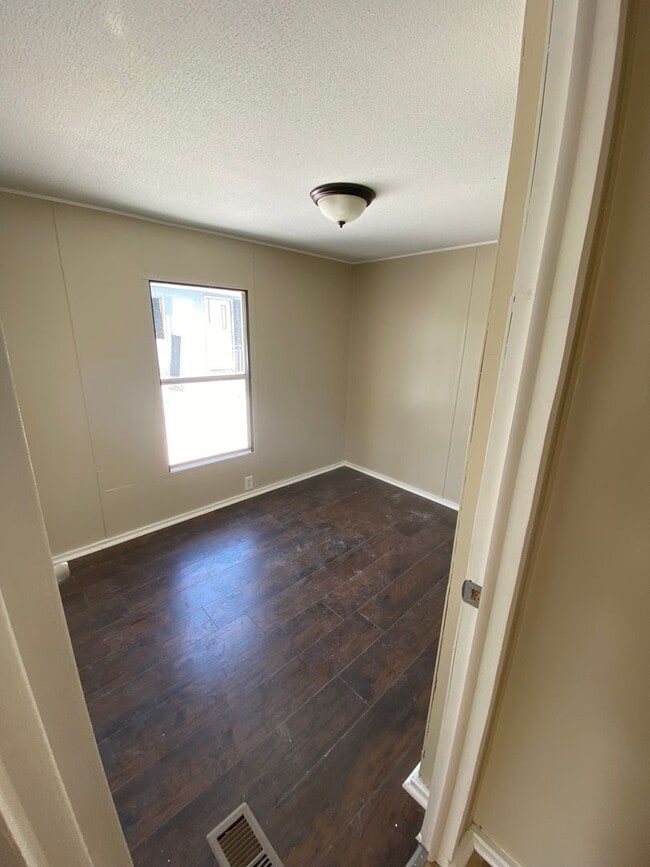 Photo - CB Genesee Villa LLC Unidad 024