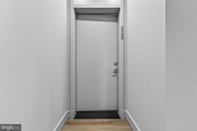 Photo - 117 N 21st St Unit 202