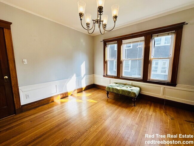 Photo - 12 Saint Peter St Unit 1