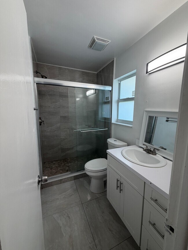 Photo - Lighthouse Point 3 Unit 3