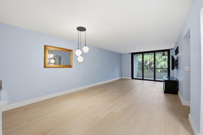 Photo - 2070 Homewood Blvd Unit 3150