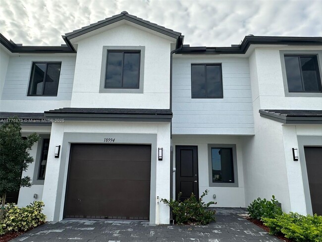 Building Photo - 18994 SW 288th Terrace Rental