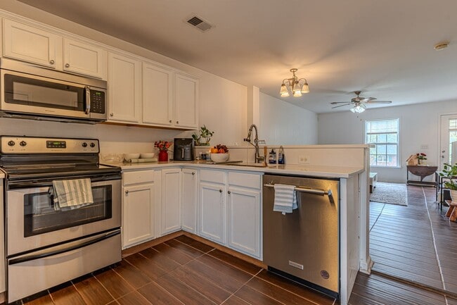 2 bedroom near ETSU and JCMC - 2 bedroom near ETSU and JCMC Condo