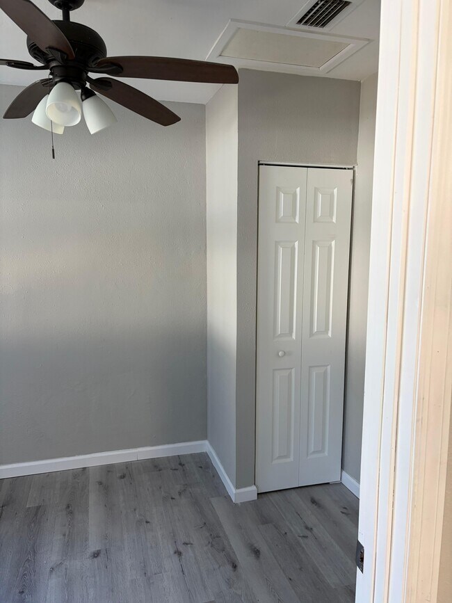 Photo - 4664 Blount Ave