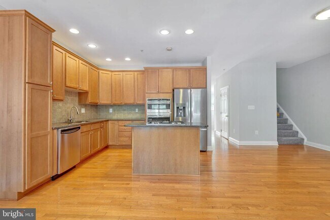 Photo - 4238 Chariot Way