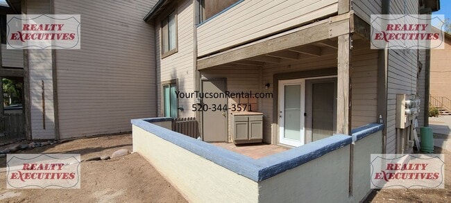 Photo - The Village in Midvale Park - Downstairs 1...