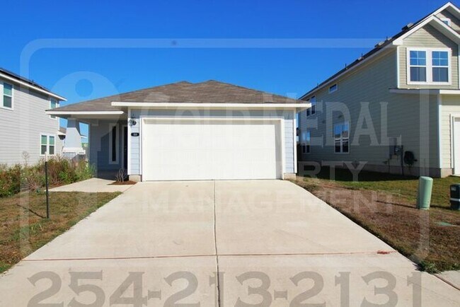 Building Photo - 335 Black Opal Dr