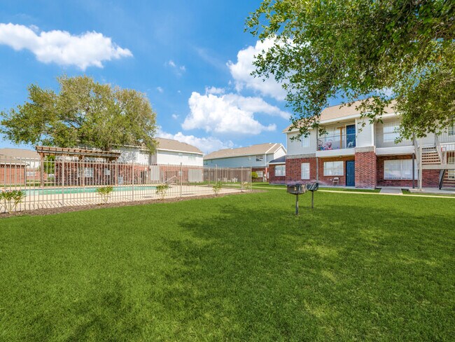 Mockingbird Lane Plaza