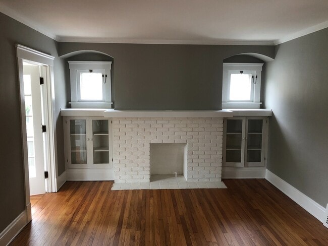 Photo - 2155-2157 Wascana Avenue Unit Up