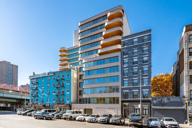 Photo - 208 Delancey St