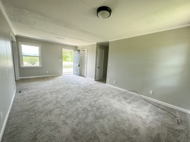 Photo - 5513 Patterson Rd