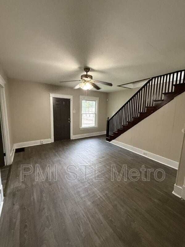 Photo - 7212 Eunice Ave
