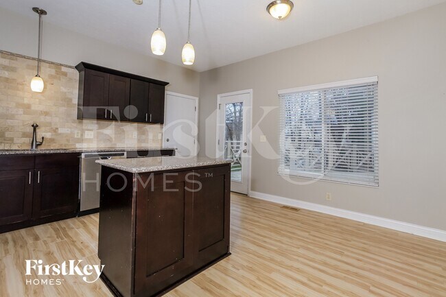 Photo - 7814 Wilderness Way