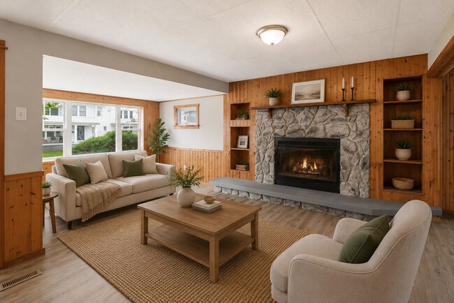Photo - 107 Ullman St