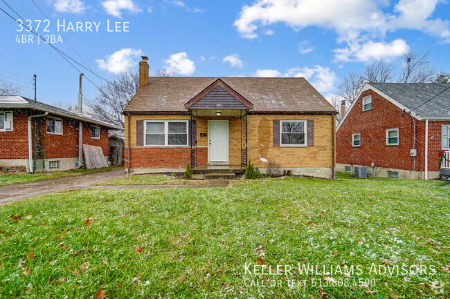 Building Photo - Gorgeous updates in this single family home!