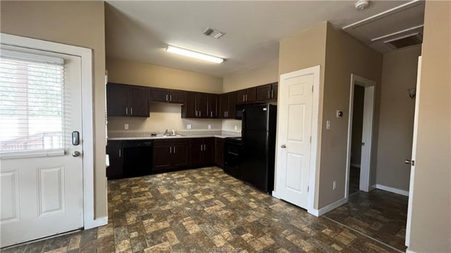 Photo - 204 E Buck St Unit 7