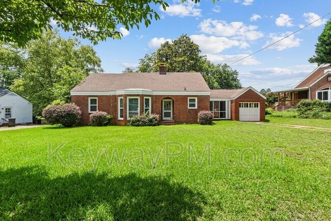 Photo - 2334 Redwood Dr