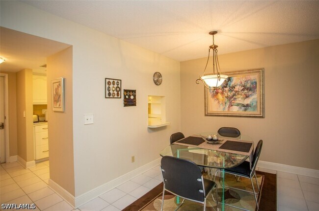 315 St Andrews Blvd Unit A25