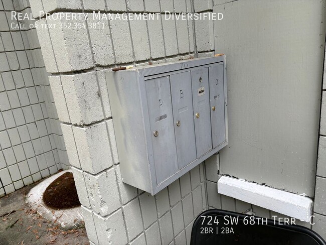 724 SW 68th Terrace Unit C