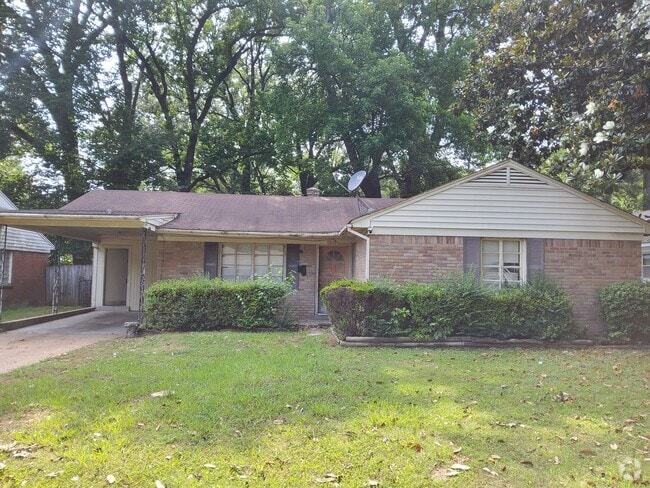 Building Photo - 1241 Broadmoor St Rental