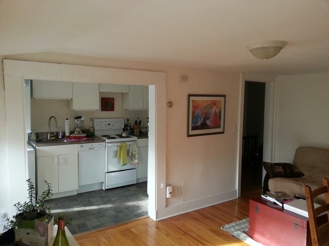 Photo - 155 Bradley St Unit #3