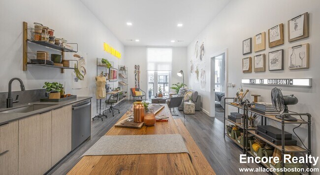 Photo - 144 Addison St Unidad 206S