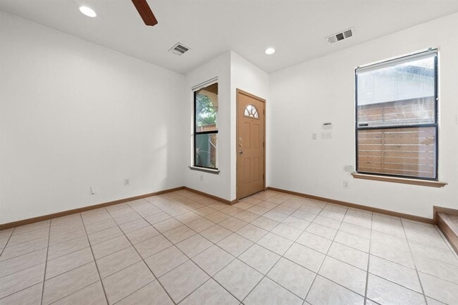 Photo - 1904 Garden St