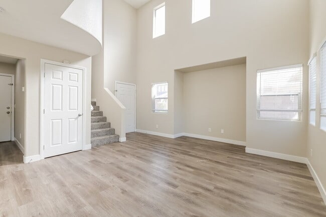 Photo - 1333 Hawaiian Hills Ave
