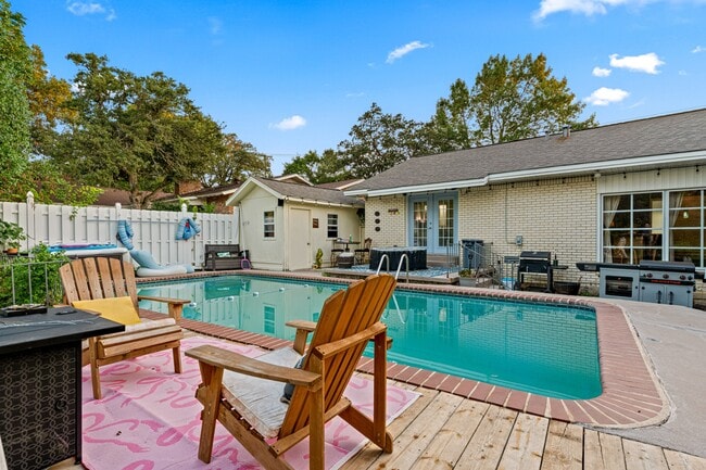 Photo - 2509 Wooded Acres Dr