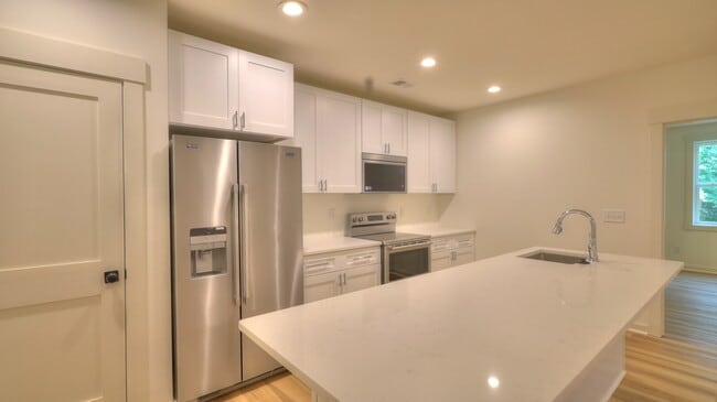 Photo - 345 W Stewart Ave Unit 345B W Stewart Ave