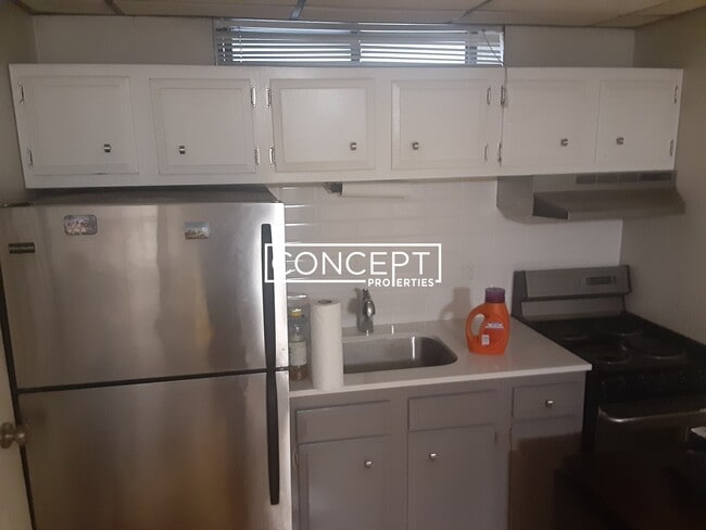 Building Photo - 42 Lomasney Wy