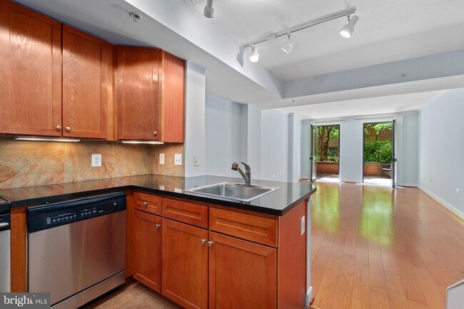 631 D Street NW Unidad 245