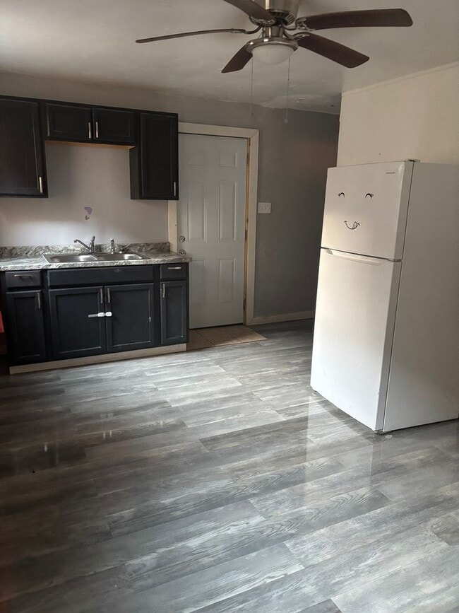 Photo - 241-243 Baker St Aliquippa Unit 241 Baker St Aliquippa