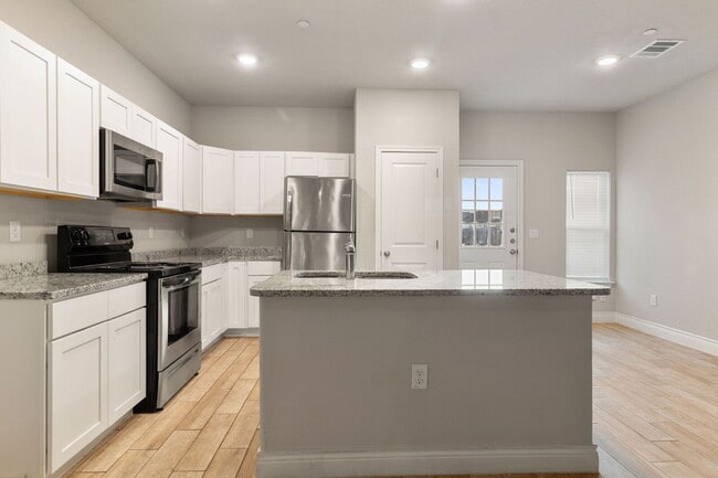 7314 Savannah Brooks