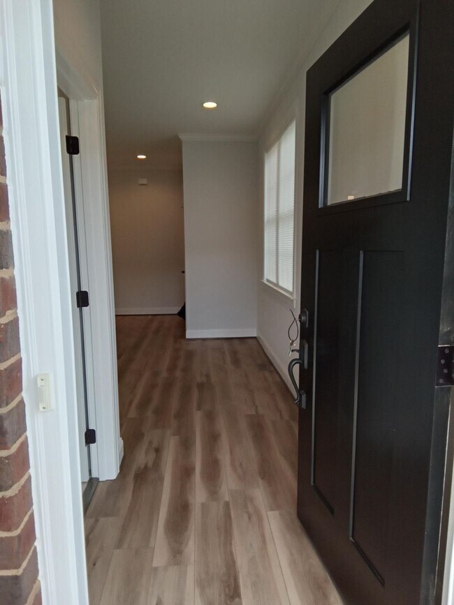 Photo - Patio Townhome Located 1 Block from Bedfor...