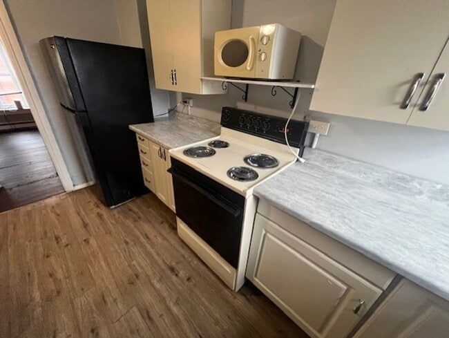 Photo - 1158 Mulberry St Unit 3