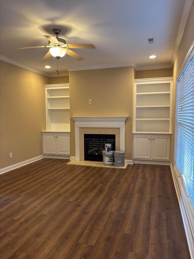 Photo - 317 Hannah Todd Pl