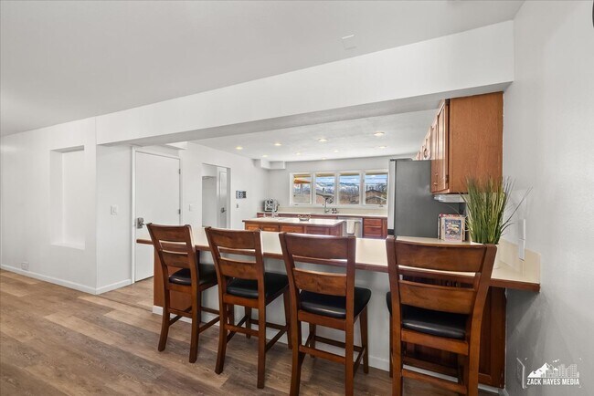 Photo - Manor on the Hill Unit 023-1 (Government Hill Manor)