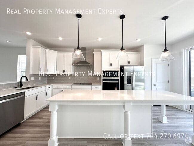 Building Photo - 13013 Moon Rd Rental
