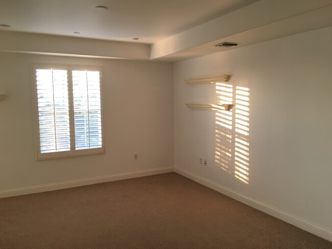 12975 Agustin Pl Unit 334