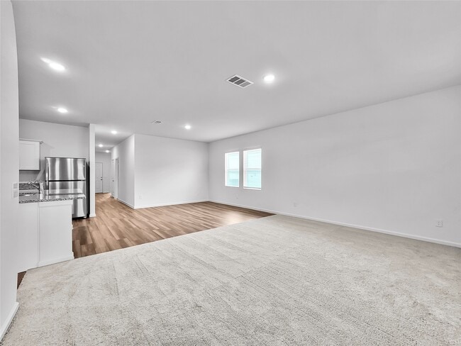 Photo - 28414 Selsdon Ct