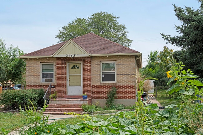 Front of house - 3648 Ames St