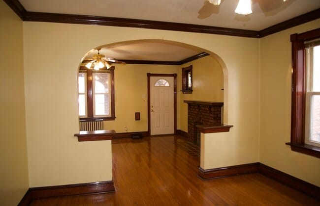 Photo - 4200 Lawn Ave Unit 1