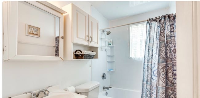 Photo - 1308 Caldwell Dr