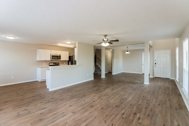 Photo - 6814 Strathmore Pl Ct