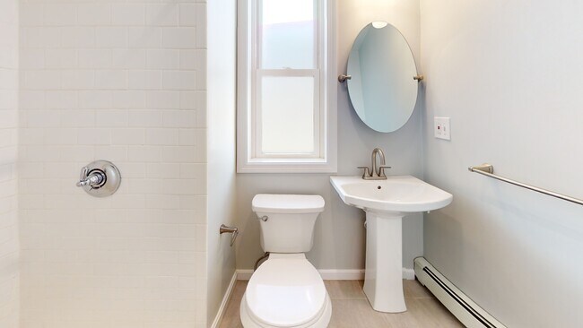 Photo - 677 Bennington St Apartments Unit 3